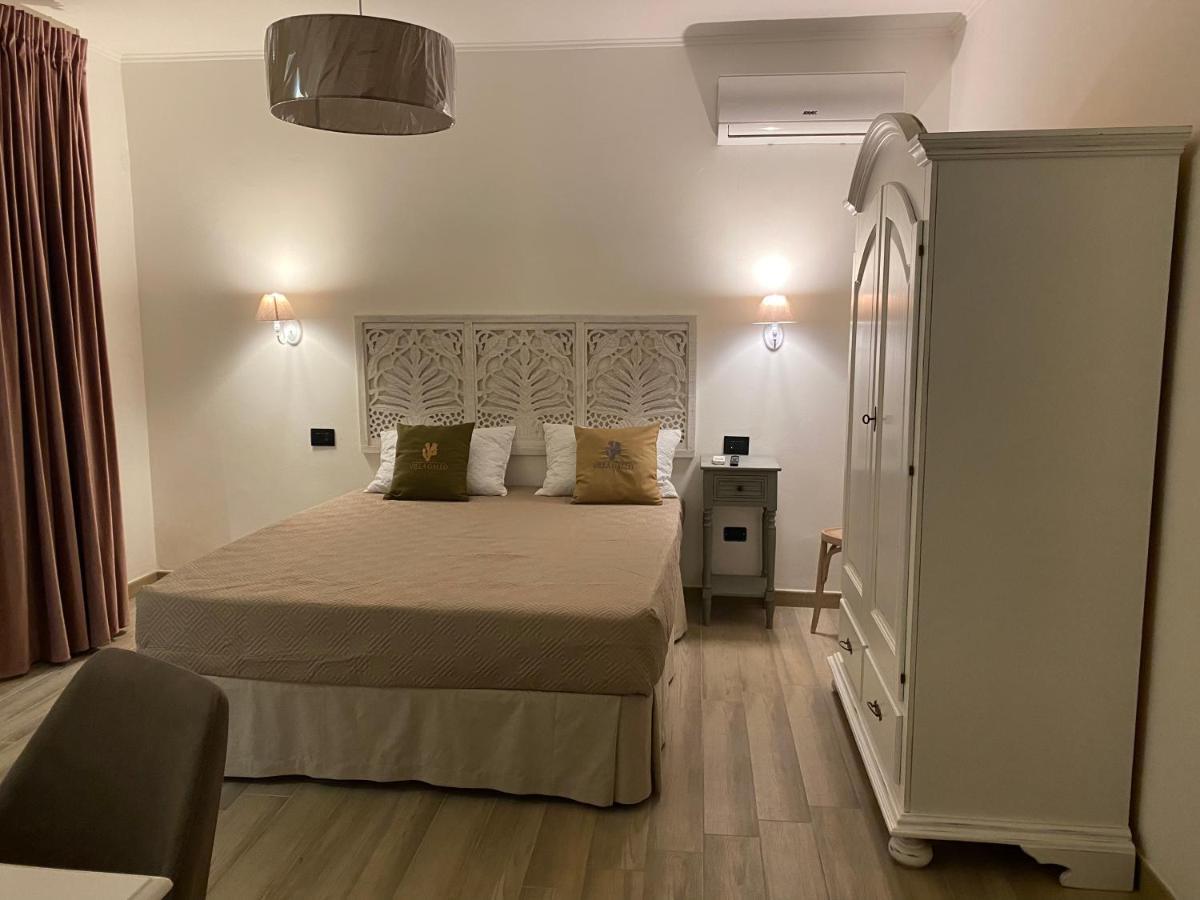 B&B Villa Gallo Torre Squillace Eksteriør billede
