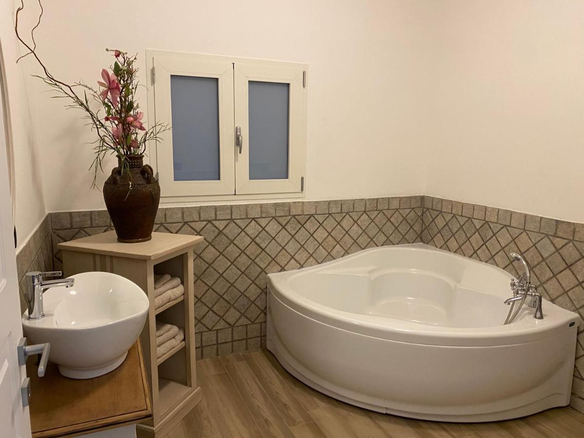B&B Villa Gallo Torre Squillace Eksteriør billede